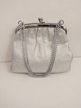 Vintage Silver Metallic Evening Bag Sparkle Kiss Lock Lined 80s Prom Formal